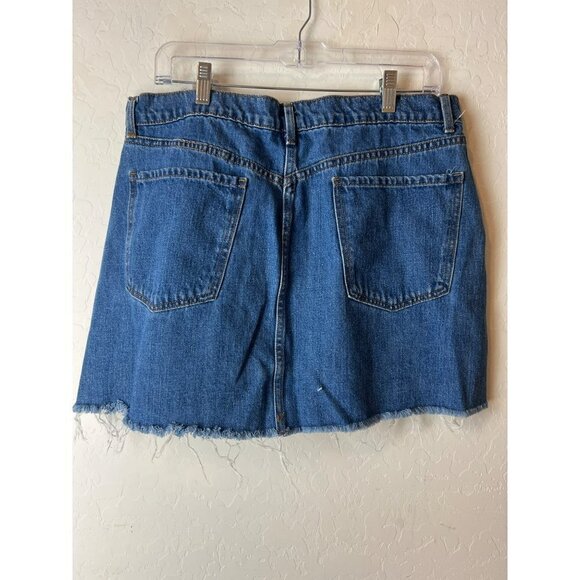 Old Navy Sz 14 Raw Hem Cut Off Jean Mini Skirt 100% Cotton Medium Wash - Picture 4 of 8